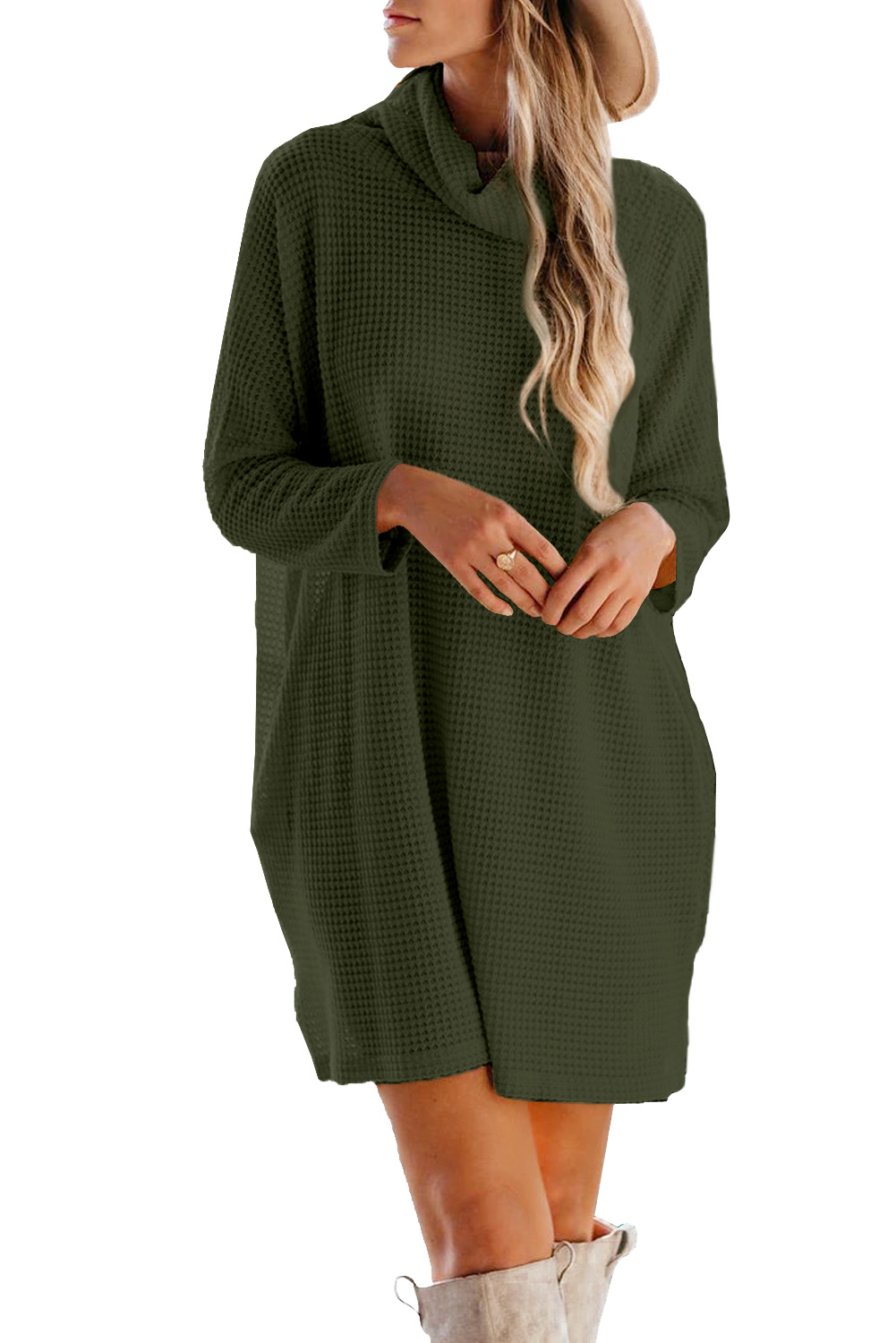 Платье вязаное зеленое