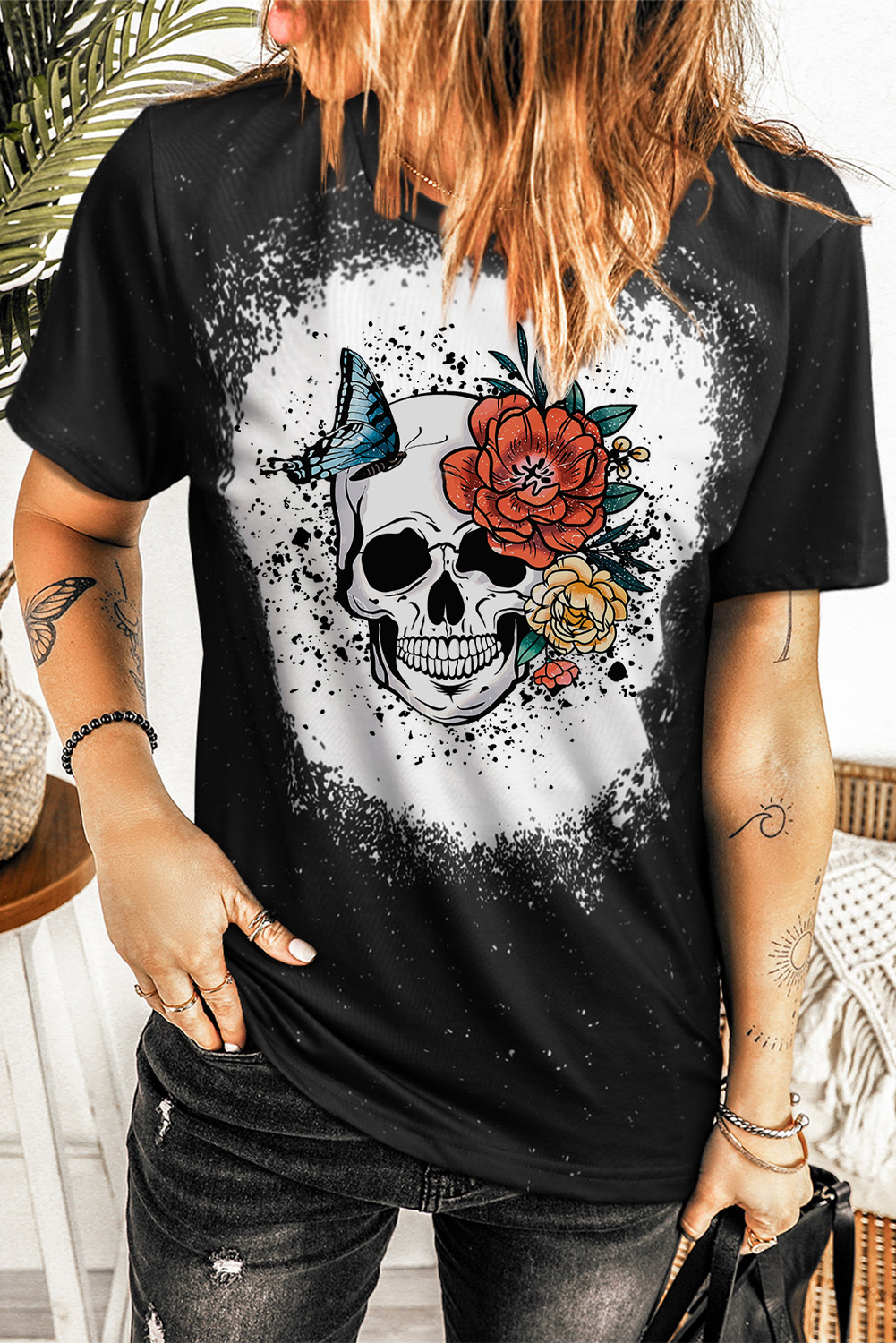 Черная футболка с принтом череп и розы арт.1827442 - купить в  Екатеринбурге